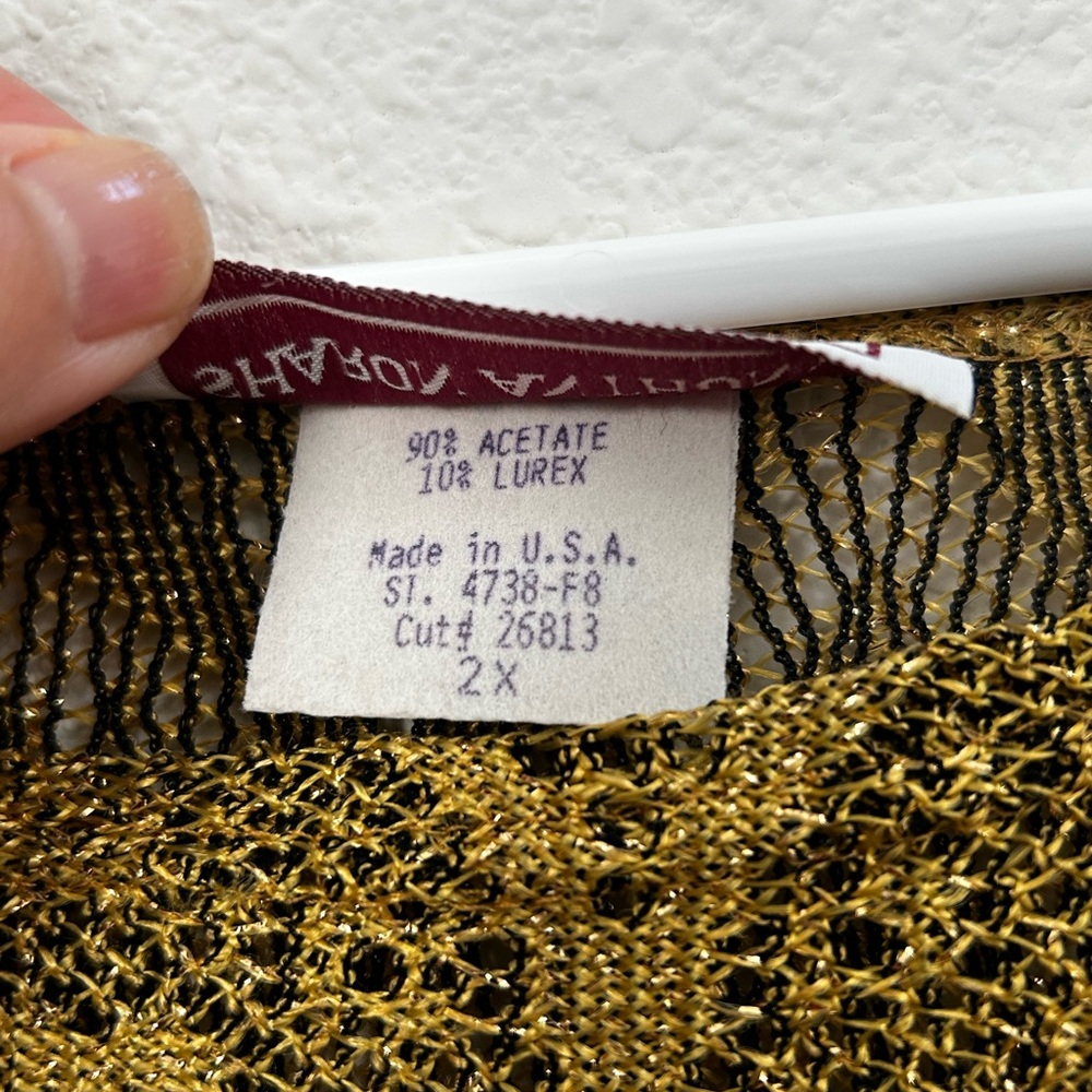 Gold Patterned Fringe Top - Picture 9 of 14